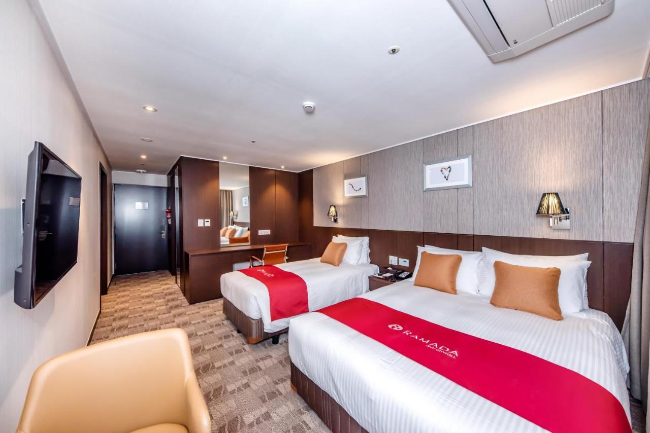 Ramada By Wyndham Jeju City Hall Εξωτερικό φωτογραφία