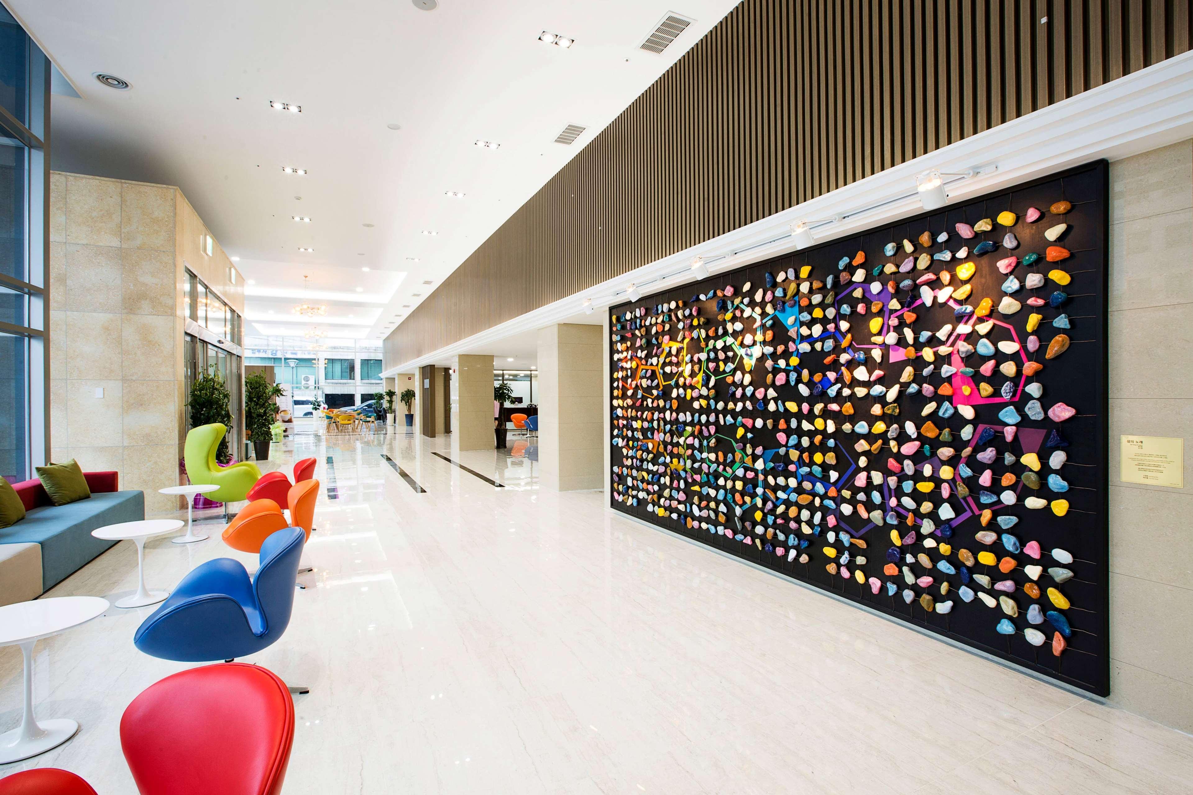 Ramada By Wyndham Jeju City Hall Εξωτερικό φωτογραφία