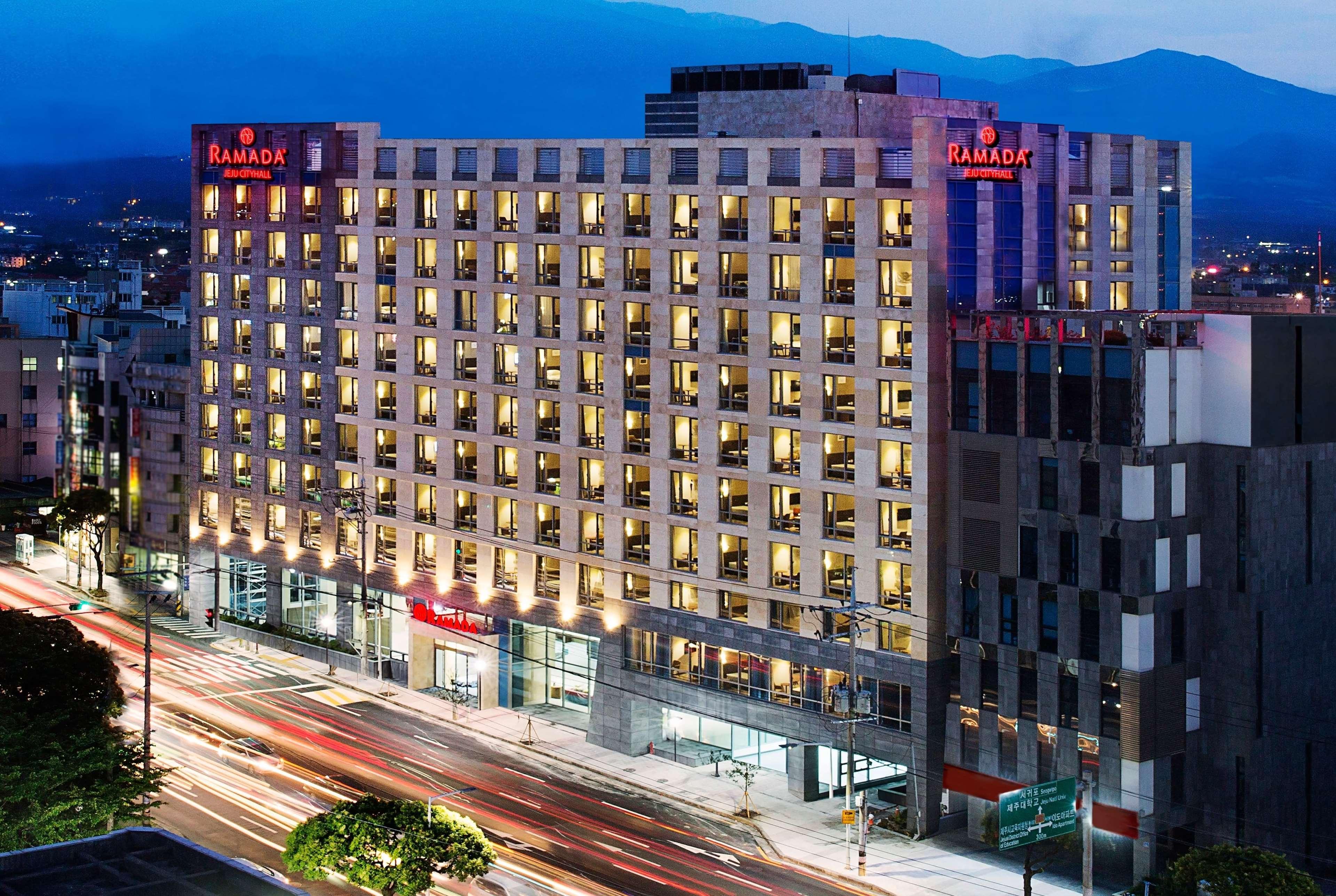 Ramada By Wyndham Jeju City Hall Εξωτερικό φωτογραφία