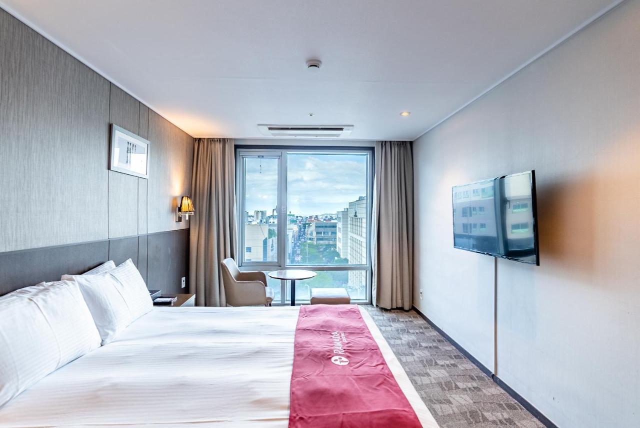 Ramada By Wyndham Jeju City Hall Εξωτερικό φωτογραφία