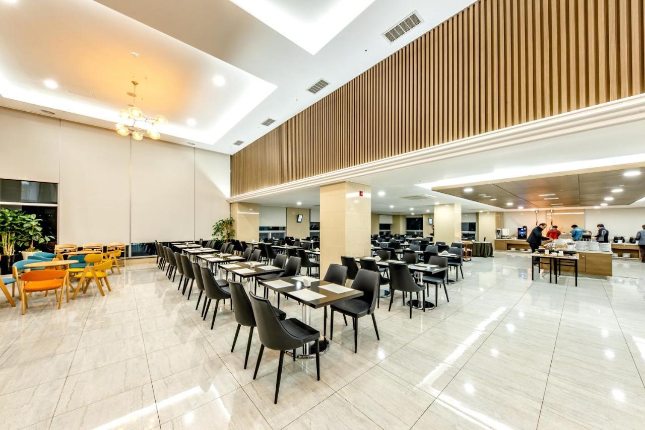 Ramada By Wyndham Jeju City Hall Εξωτερικό φωτογραφία